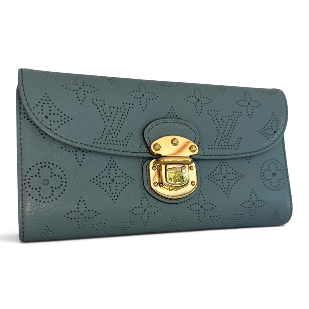 Louis Vuitton Mahina Leather Wallet Bleu Orage Perforated Clasp Long Wallet
